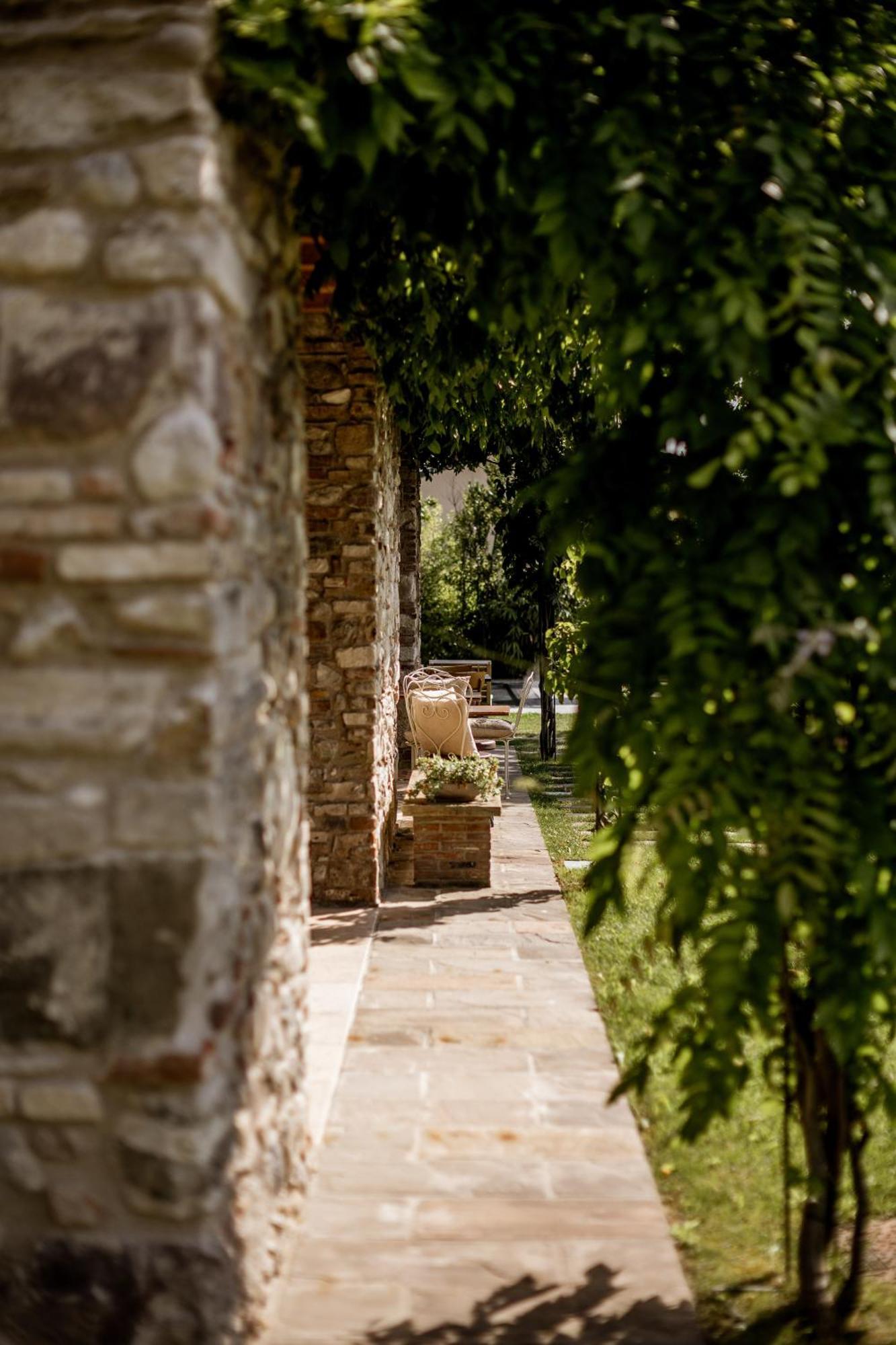 Le Greghe Suites Lazise Bagian luar foto